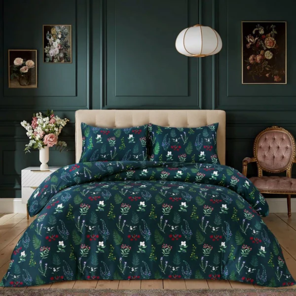 Evening Bloom- Satin Bedsheet